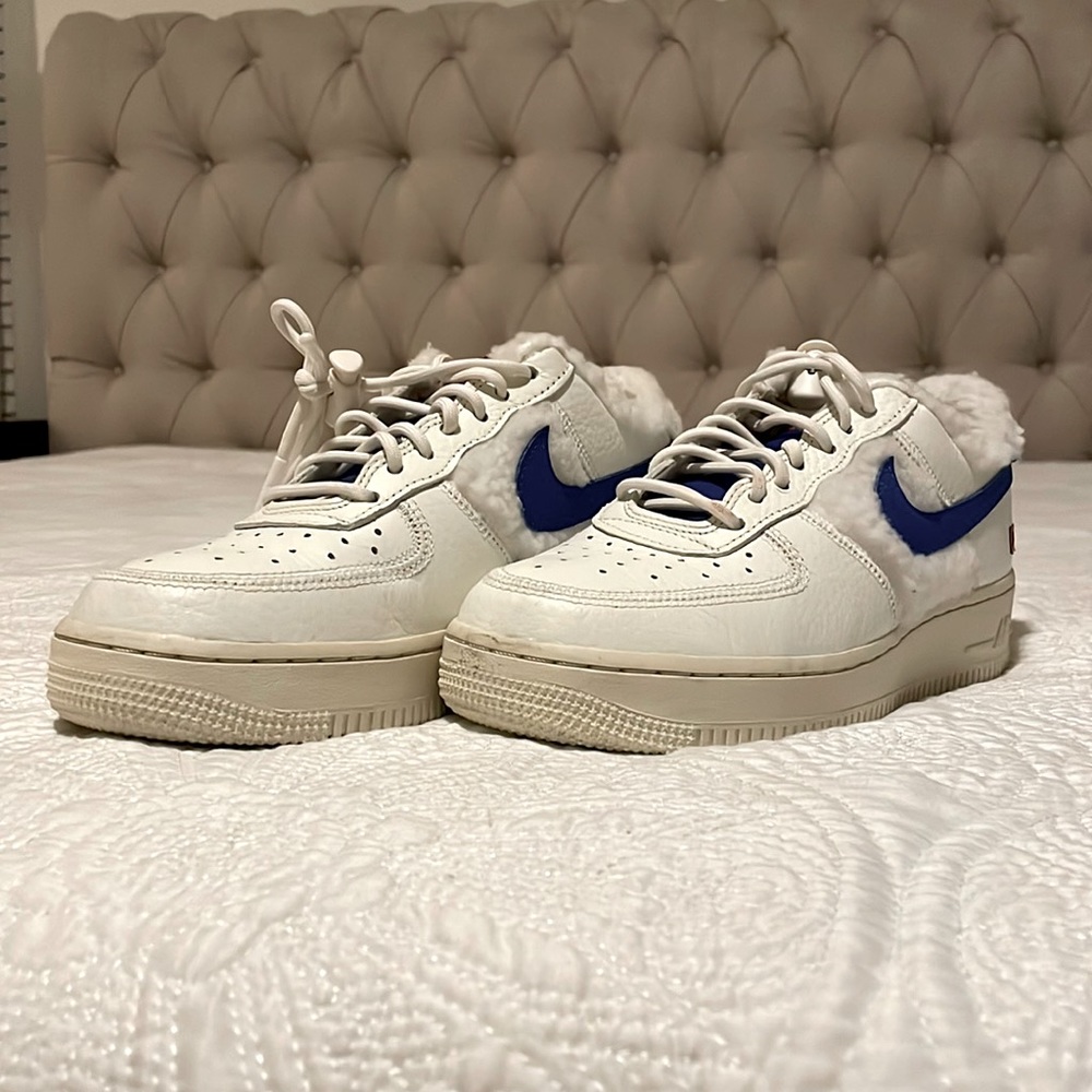 Nike air sneakers. Size 7.5
